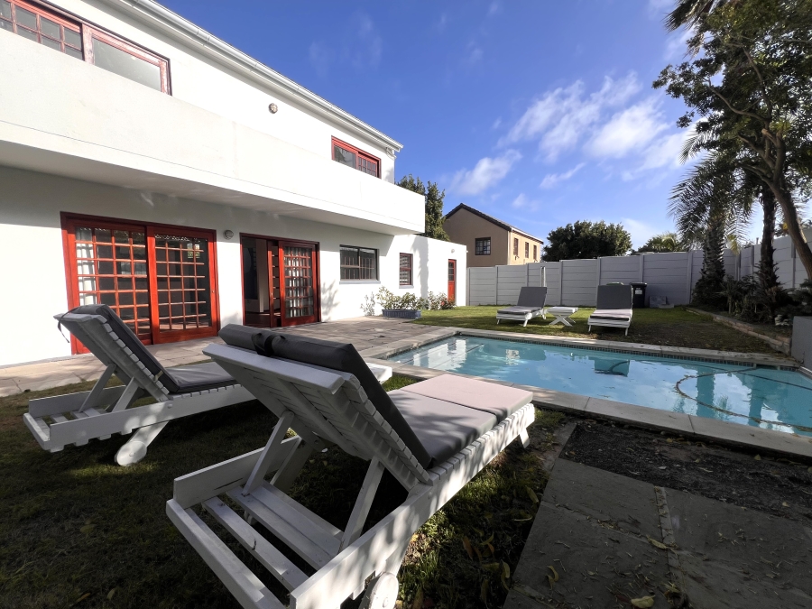To Let 3 Bedroom Property for Rent in West Beach Western Cape